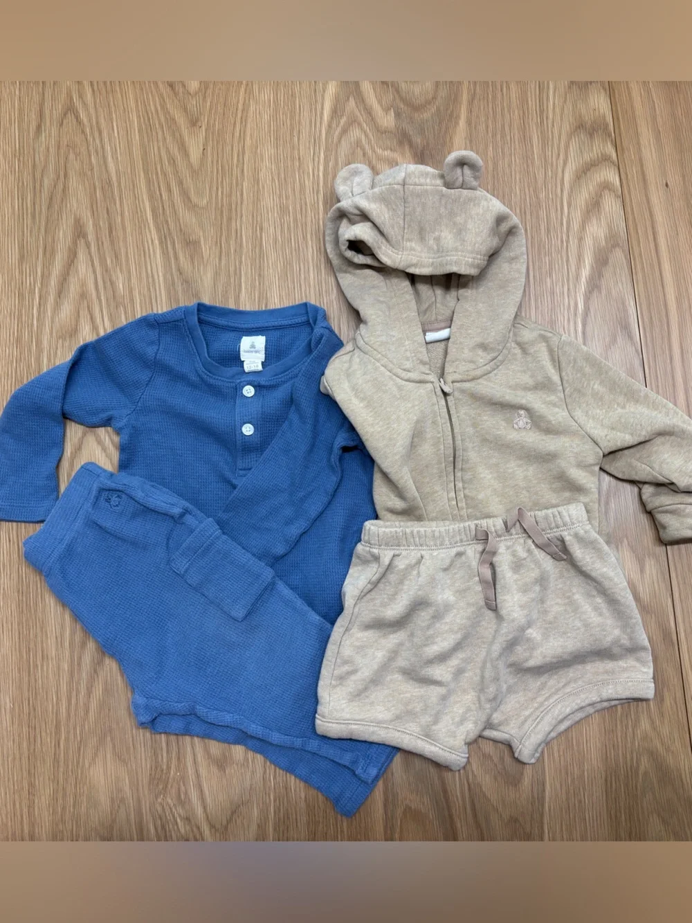 Baby Gap 12-18m bundle  - two sets (Tan Hoodie + shorts / Blue bodysuit + pants)
